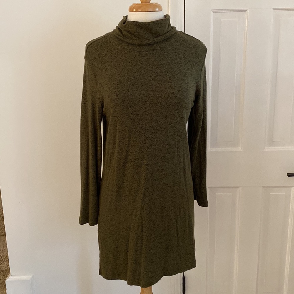 Old Navy Green Tunic Turtleneck Sweater